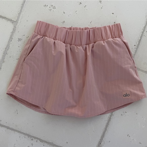 Alo Pinstripe Daylight Mini Skirt Pink Quartz/White - Picture 2 of 3